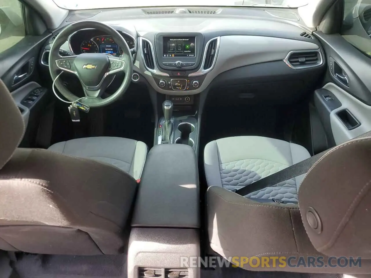 8 Photograph of a damaged car 3GNAXKEV4KS649867 CHEVROLET EQUINOX 2019