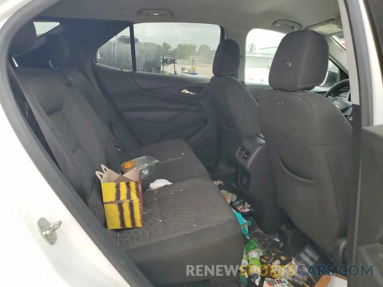11 Photograph of a damaged car 3GNAXKEV6KS505916 CHEVROLET EQUINOX 2019