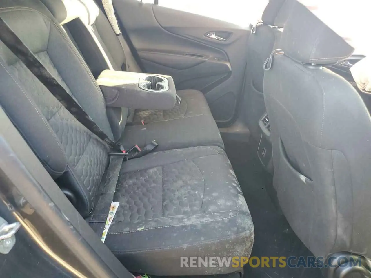 11 Photograph of a damaged car 3GNAXKEV6KS560897 CHEVROLET EQUINOX 2019