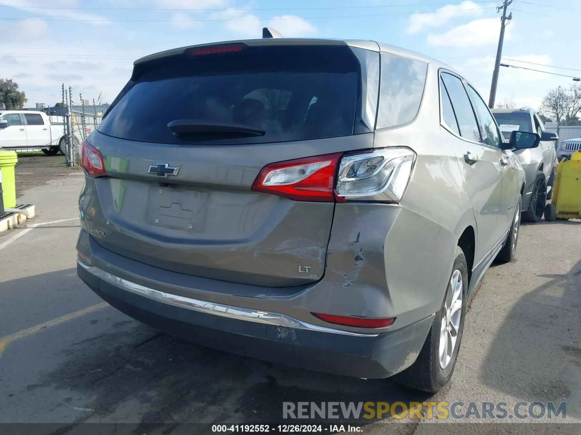 4 Photograph of a damaged car 3GNAXKEV7KS534597 CHEVROLET EQUINOX 2019
