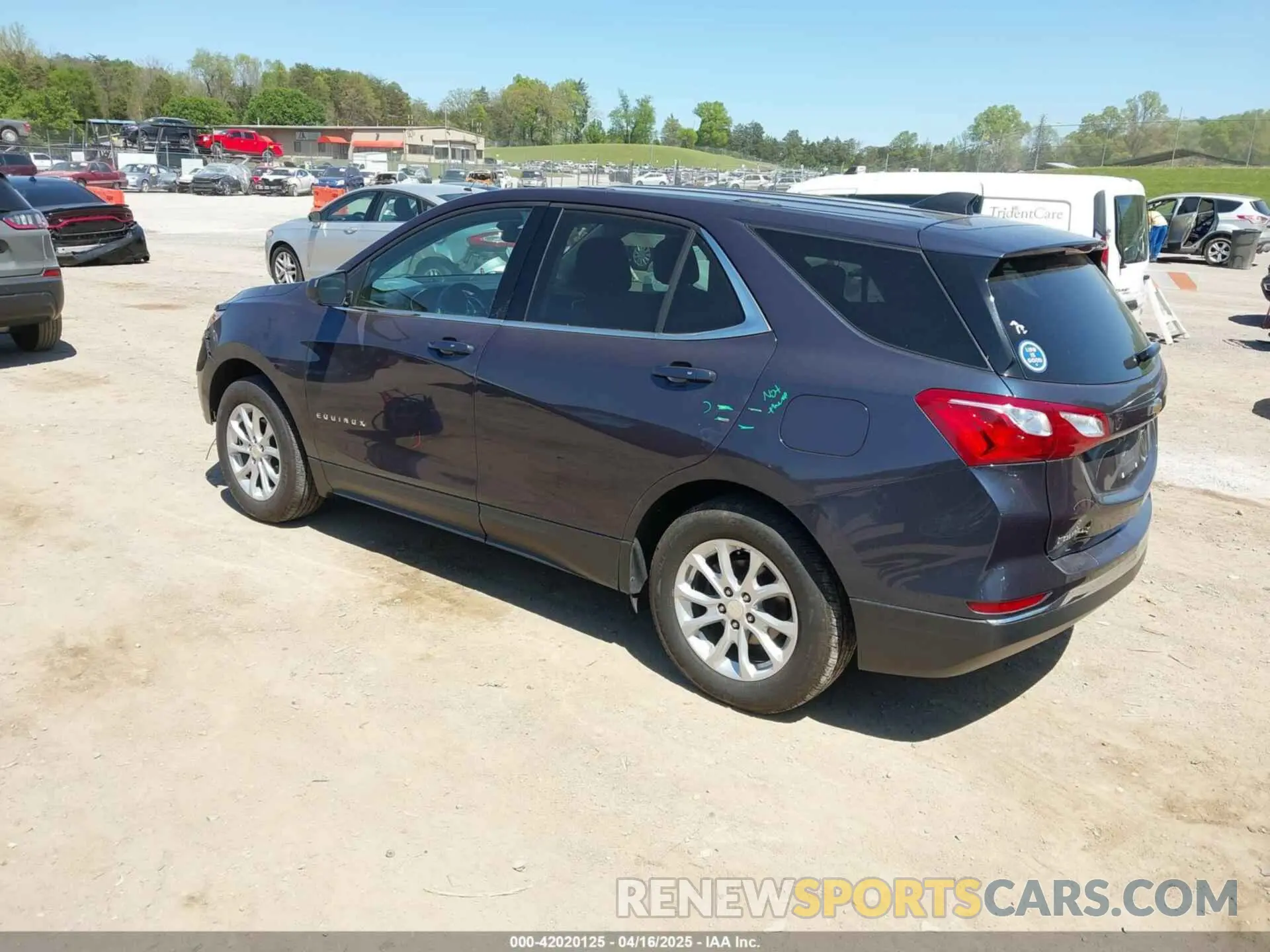 3 Photograph of a damaged car 3GNAXKEV8KL292722 CHEVROLET EQUINOX 2019