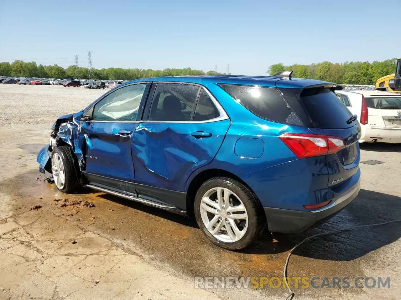 2 Photograph of a damaged car 3GNAXKEV8KL374823 CHEVROLET EQUINOX 2019