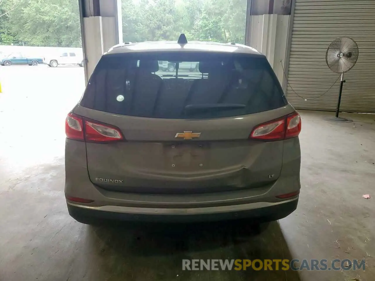 6 Photograph of a damaged car 3GNAXKEV8KS507957 CHEVROLET EQUINOX 2019