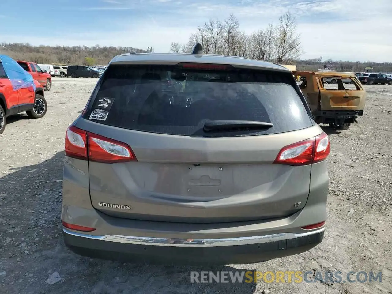 6 Photograph of a damaged car 3GNAXKEV8KS561789 CHEVROLET EQUINOX 2019