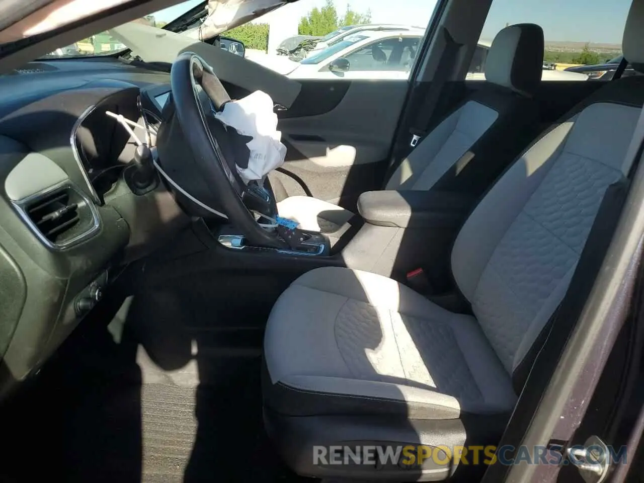 7 Photograph of a damaged car 3GNAXKEV9KL265786 CHEVROLET EQUINOX 2019