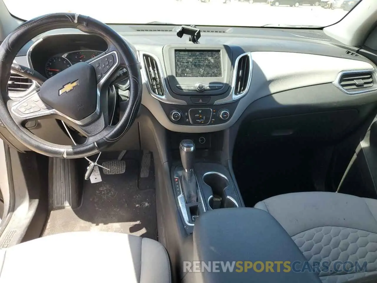 8 Фотография поврежденного автомобиля 3GNAXKEV9KS581369 CHEVROLET EQUINOX 2019