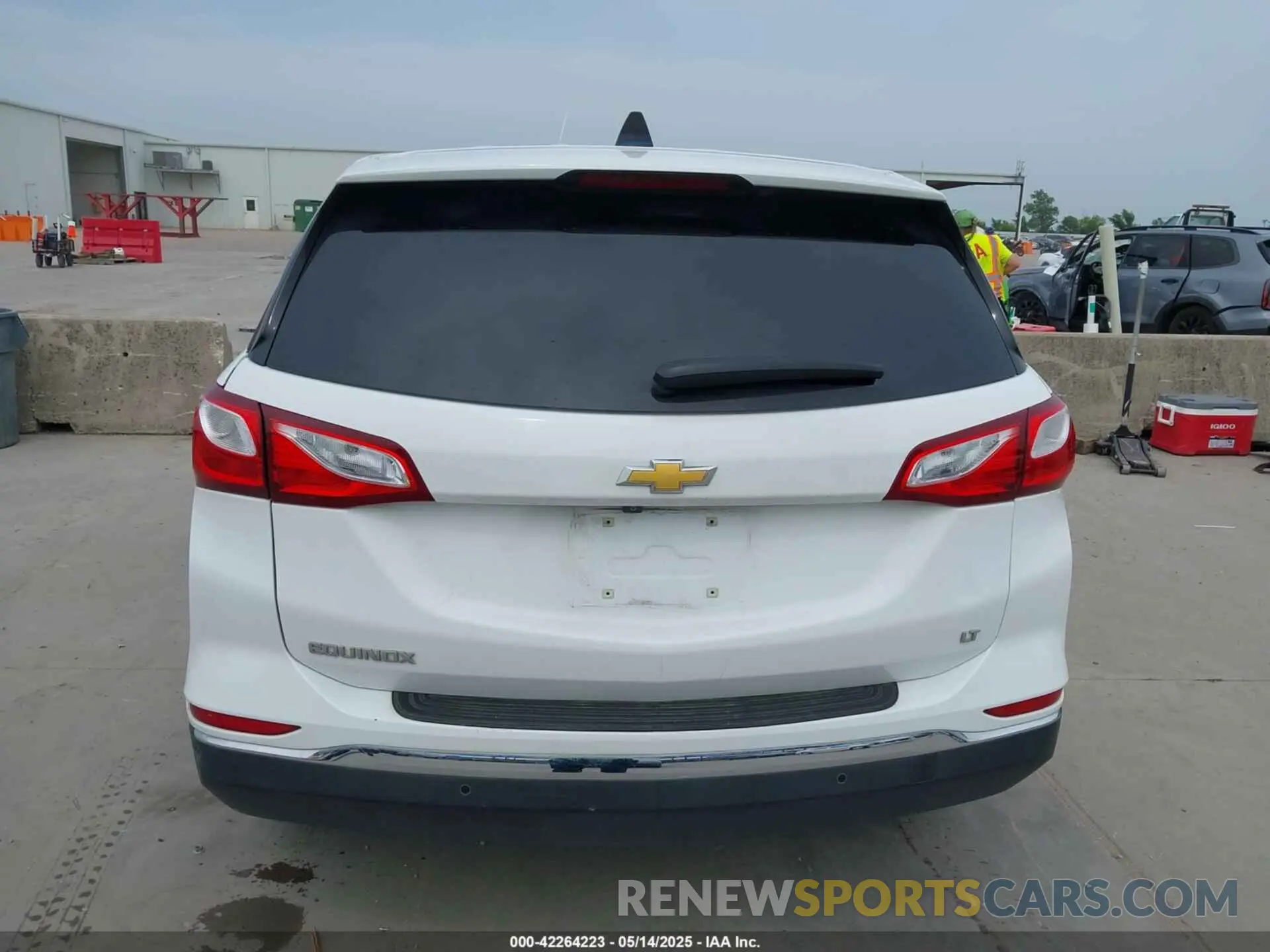 15 Photograph of a damaged car 3GNAXKEVXKL264288 CHEVROLET EQUINOX 2019