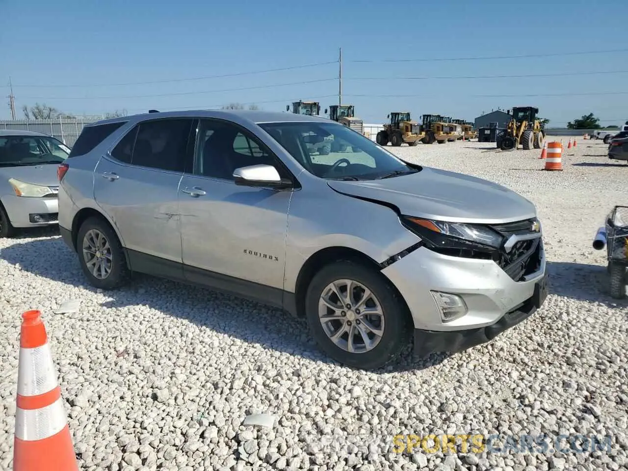 4 Фотография поврежденного автомобиля 3GNAXKEVXKS507572 CHEVROLET EQUINOX 2019