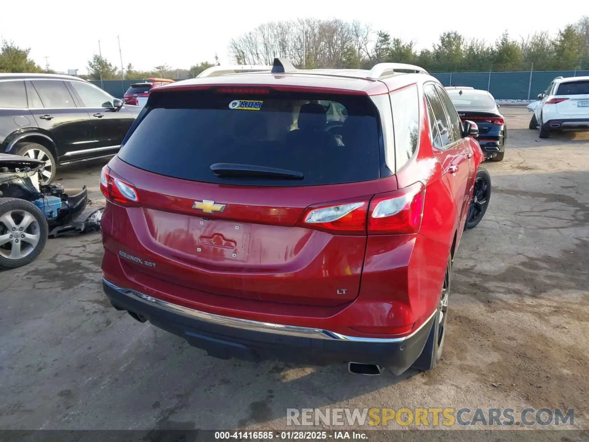 4 Фотография поврежденного автомобиля 3GNAXLEX8KL278861 CHEVROLET EQUINOX 2019