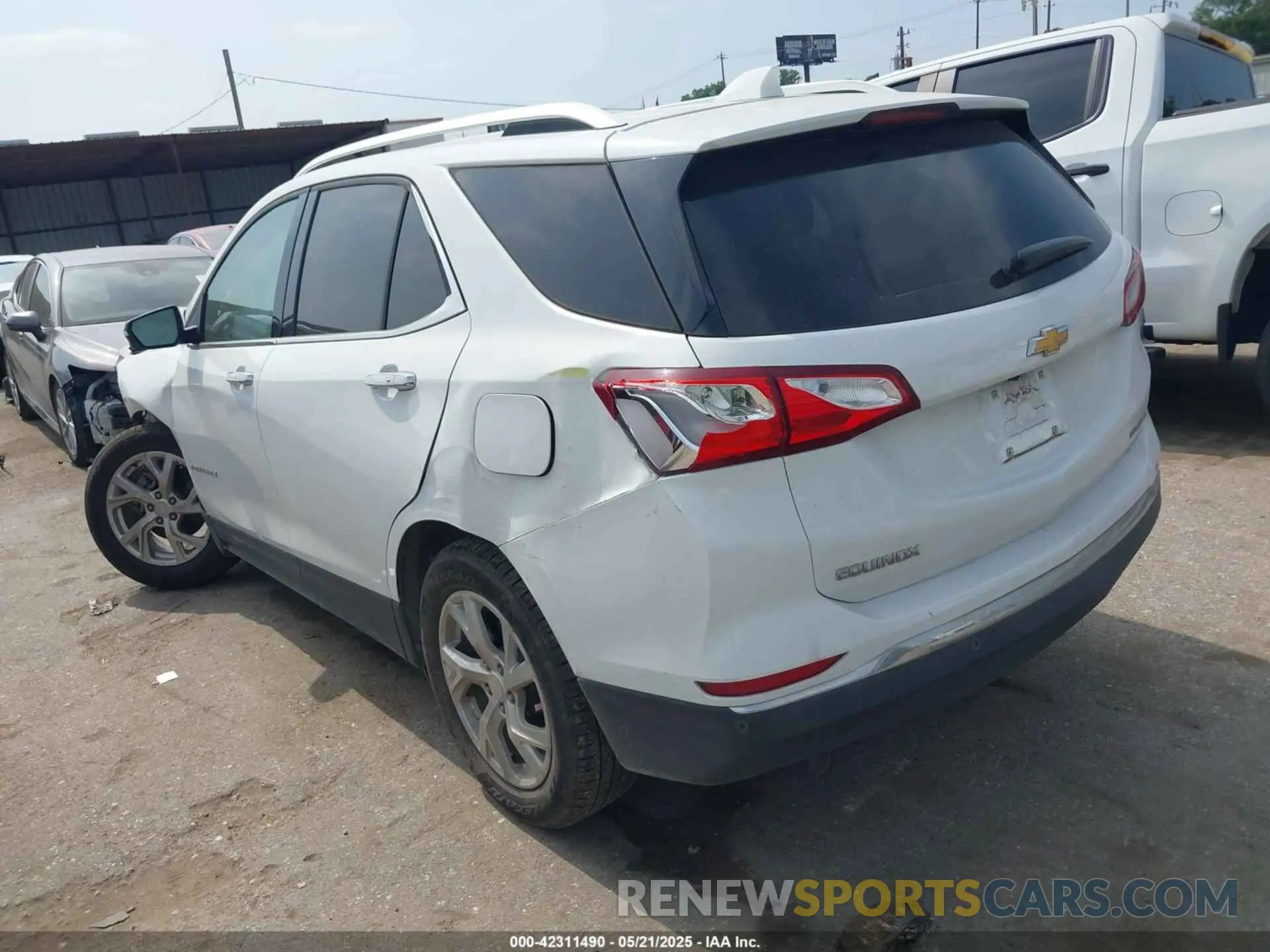 3 Фотография поврежденного автомобиля 3GNAXNEV0KS641105 CHEVROLET EQUINOX 2019