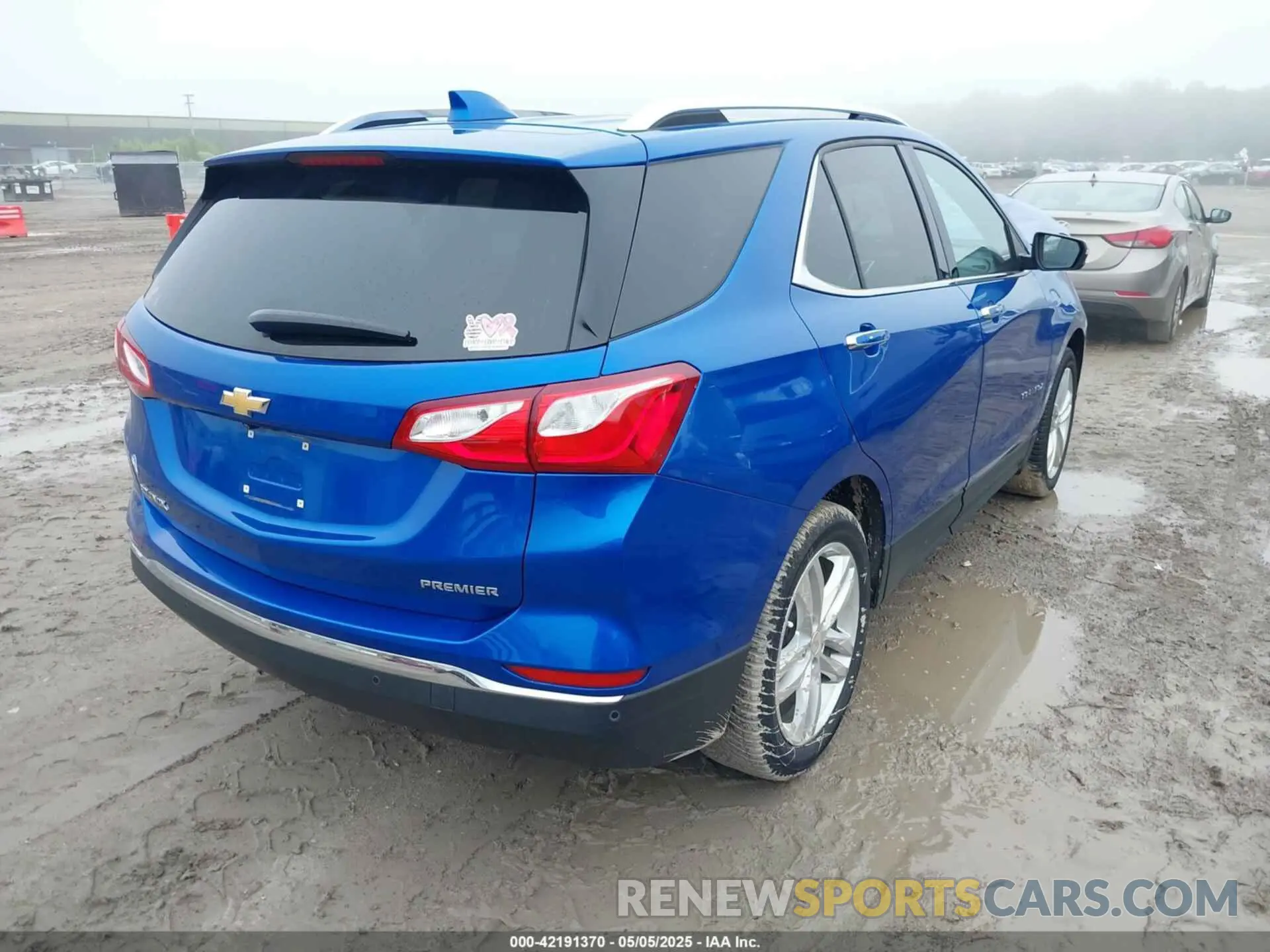 4 Photograph of a damaged car 3GNAXNEV1KS554751 CHEVROLET EQUINOX 2019