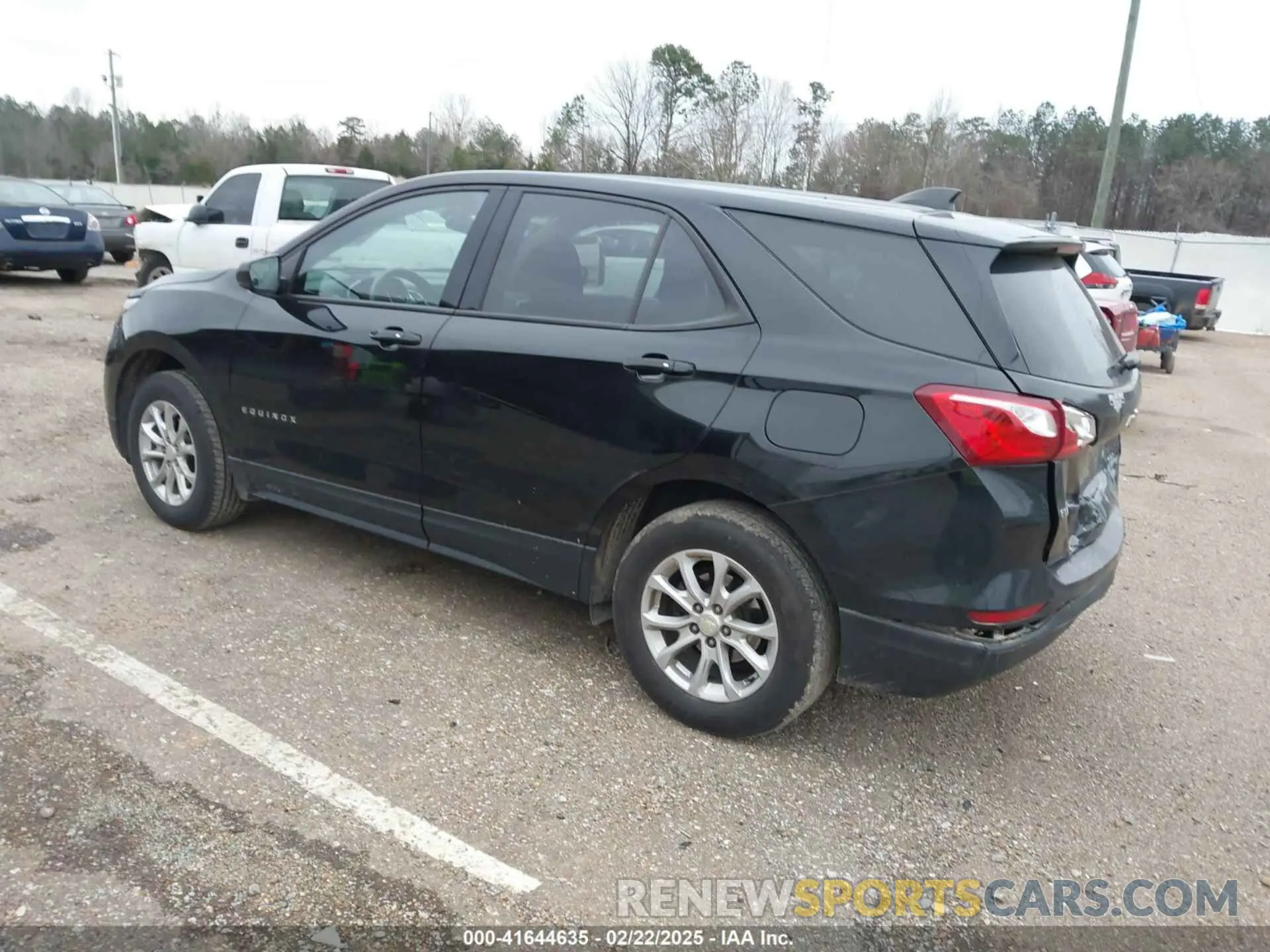 3 Photograph of a damaged car 3GNAXSEV1KL112903 CHEVROLET EQUINOX 2019