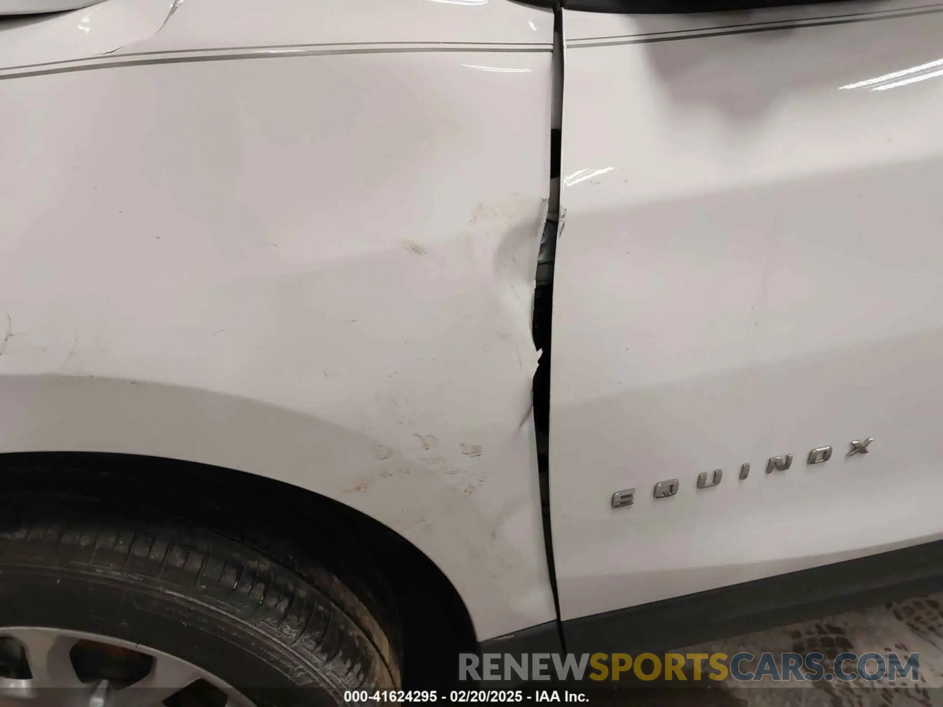 16 Photograph of a damaged car 3GNAXSEV4KS615346 CHEVROLET EQUINOX 2019