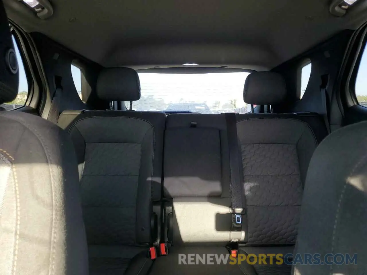 10 Photograph of a damaged car 3GNAXUEV0KS604131 CHEVROLET EQUINOX 2019