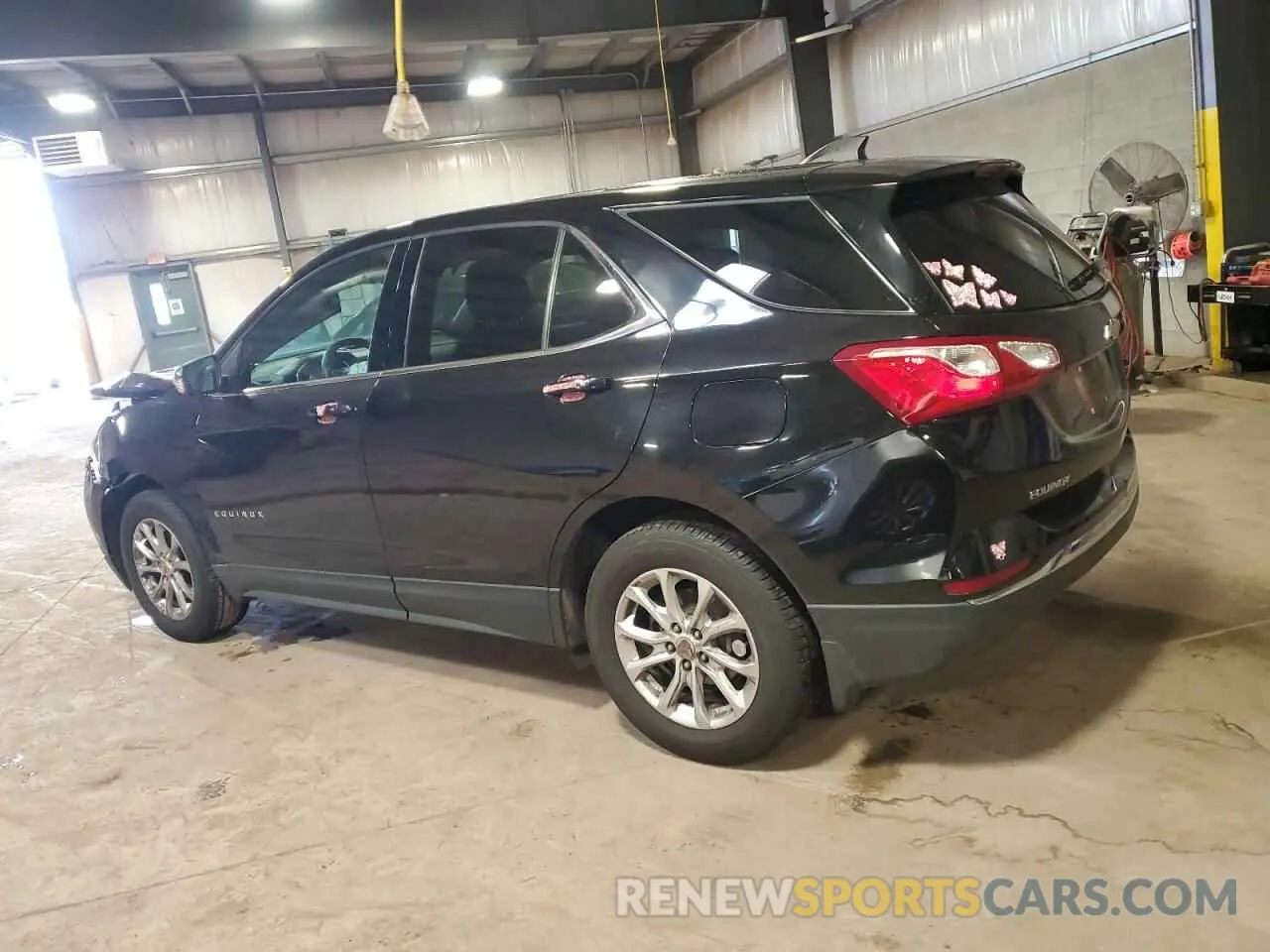 2 Photograph of a damaged car 3GNAXUEV1KL227111 CHEVROLET EQUINOX 2019
