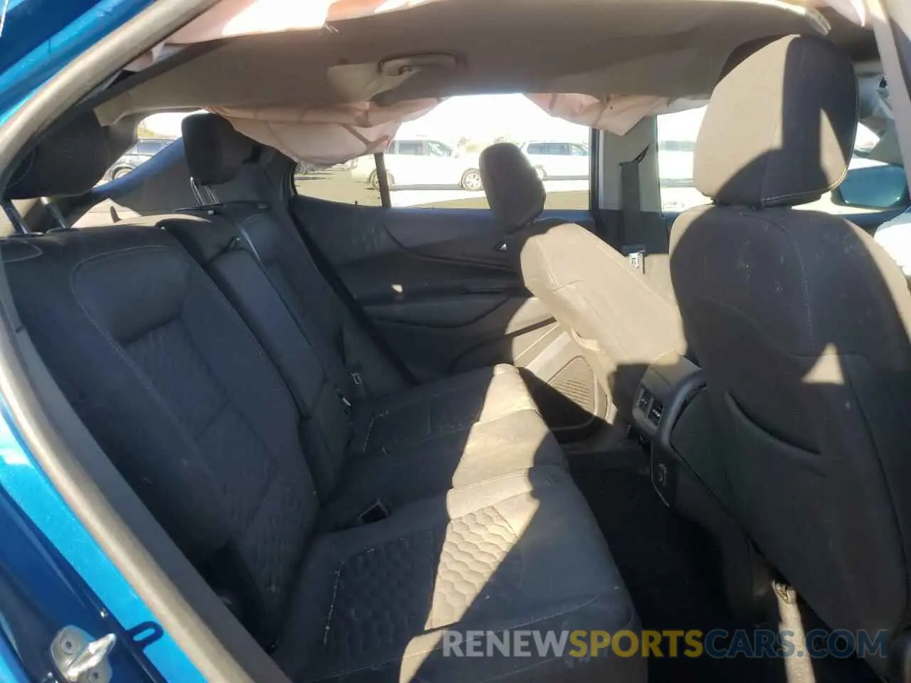10 Photograph of a damaged car 3GNAXUEV1KL281332 CHEVROLET EQUINOX 2019