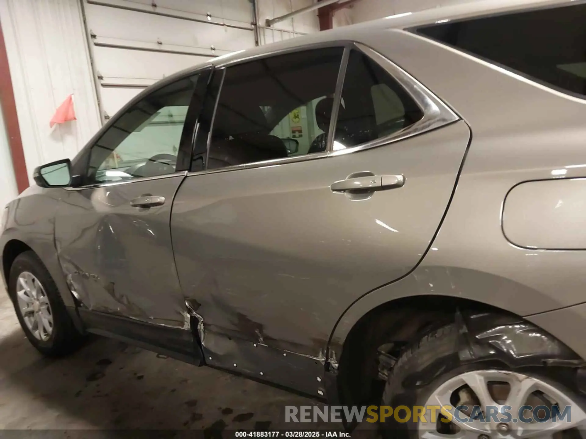 15 Фотография поврежденного автомобиля 3GNAXUEV1KS504846 CHEVROLET EQUINOX 2019