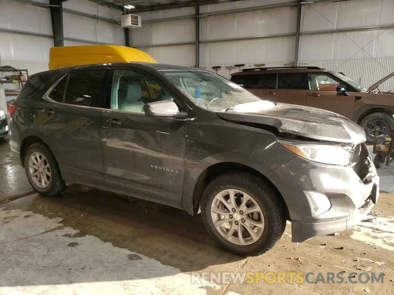 4 Photograph of a damaged car 3GNAXUEV1KS510517 CHEVROLET EQUINOX 2019