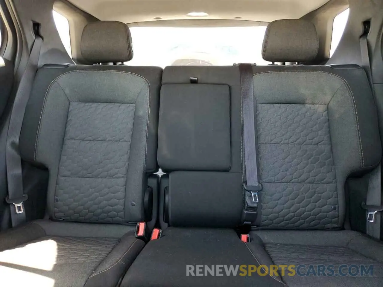 10 Фотография поврежденного автомобиля 3GNAXUEV2KL194863 CHEVROLET EQUINOX 2019