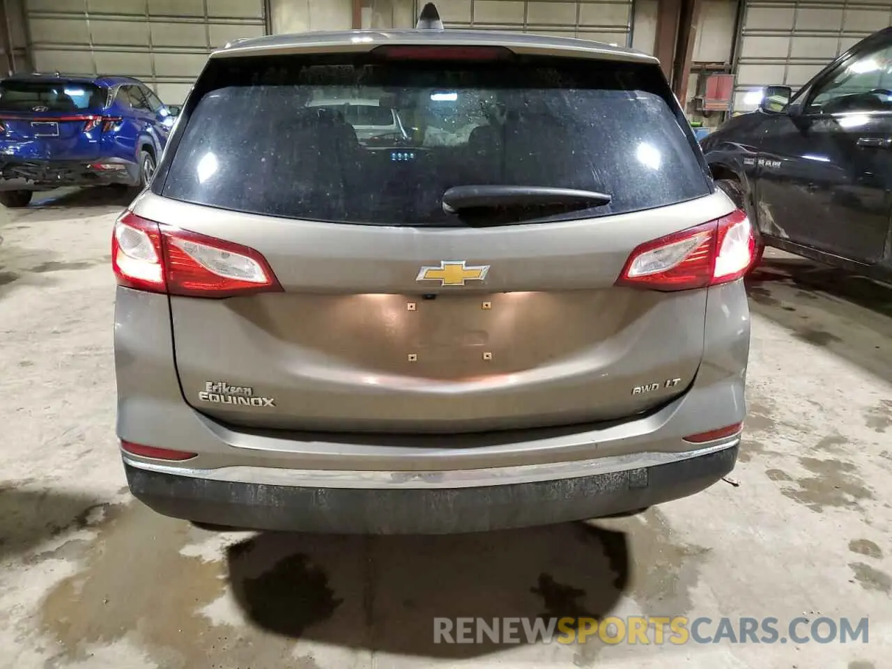 6 Photograph of a damaged car 3GNAXUEV2KS549889 CHEVROLET EQUINOX 2019