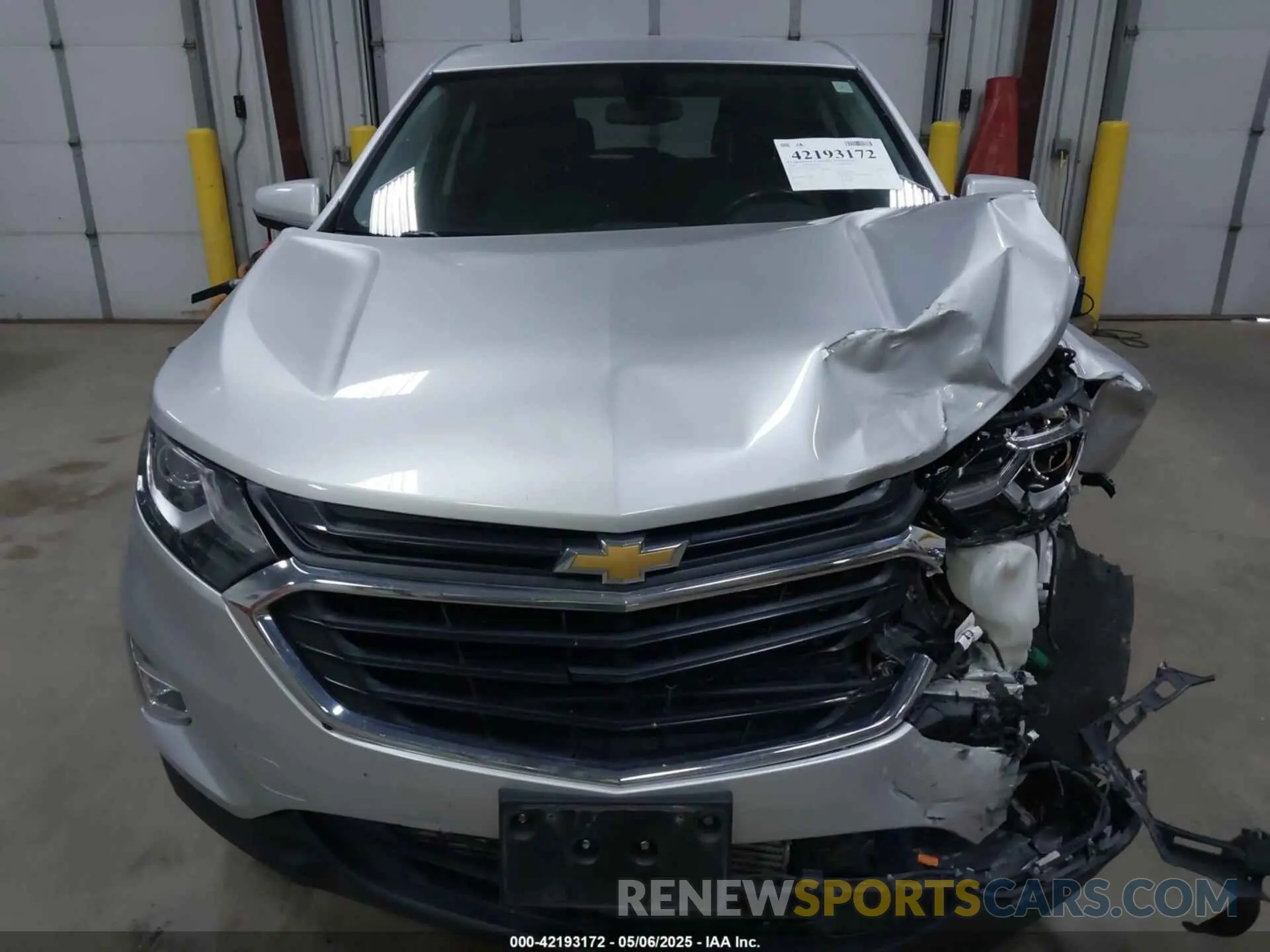 12 Photograph of a damaged car 3GNAXUEV2KS575604 CHEVROLET EQUINOX 2019
