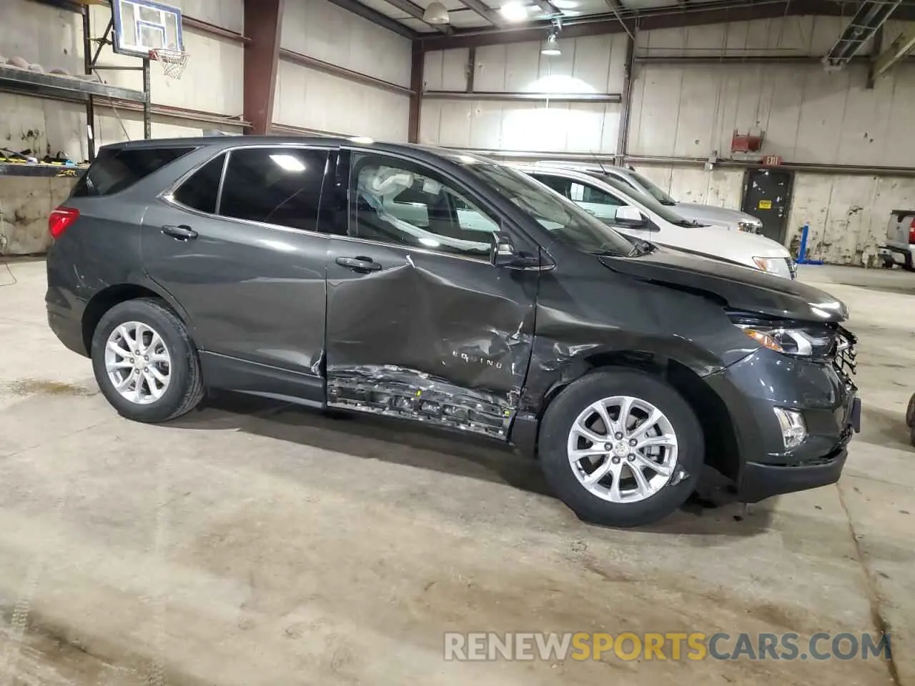 4 Фотография поврежденного автомобиля 3GNAXUEV2KS578745 CHEVROLET EQUINOX 2019