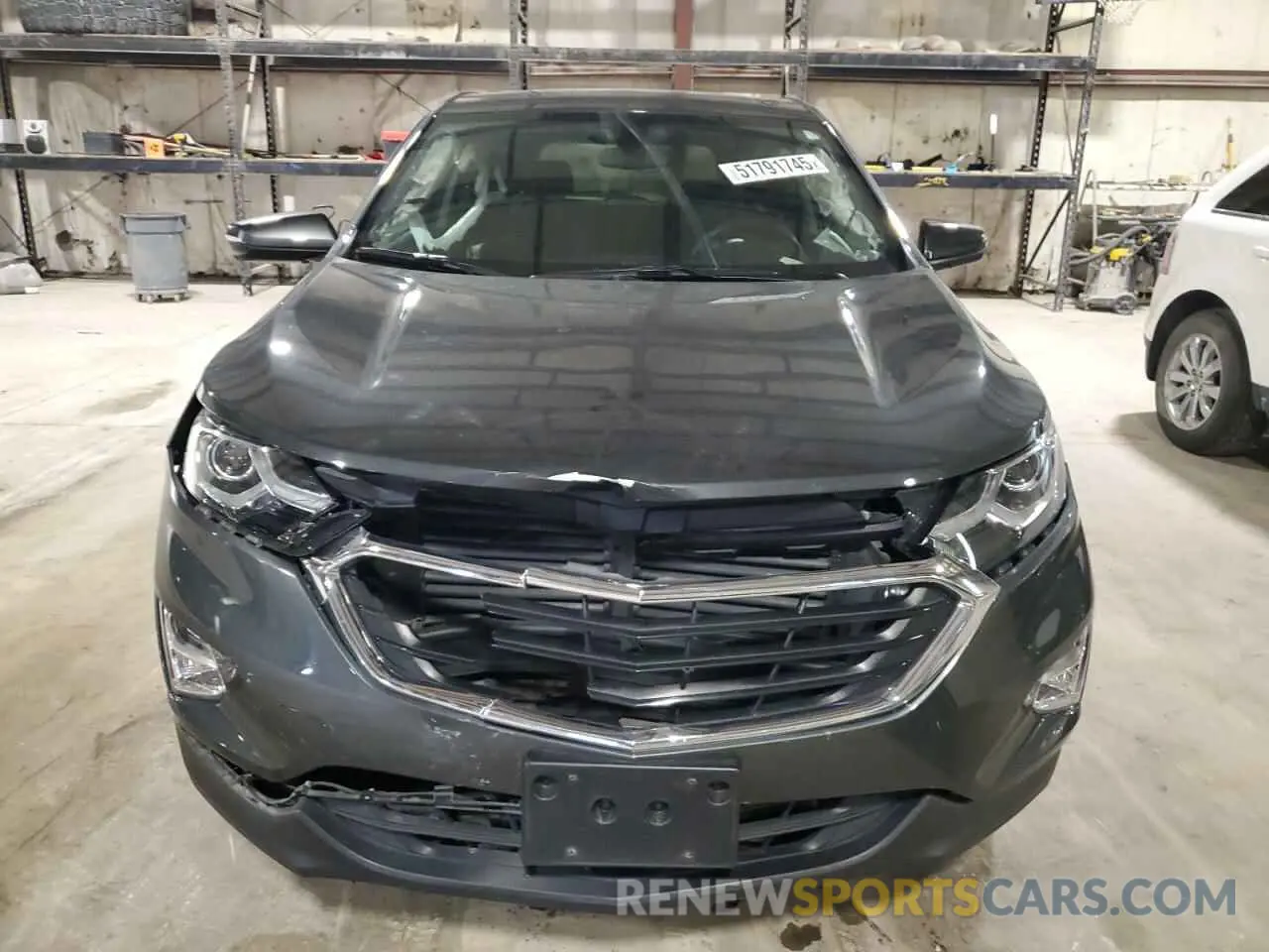5 Фотография поврежденного автомобиля 3GNAXUEV2KS578745 CHEVROLET EQUINOX 2019