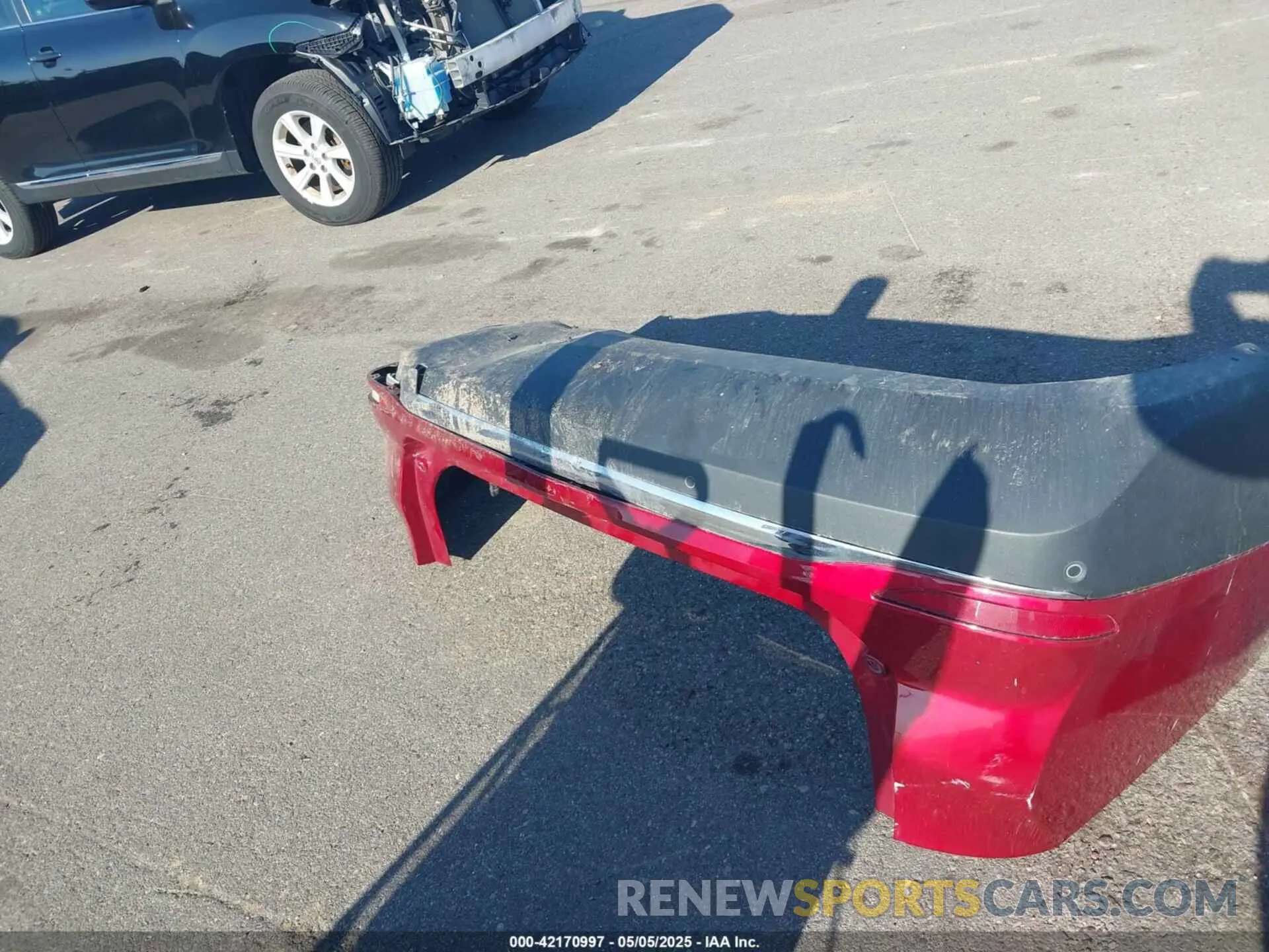 12 Photograph of a damaged car 3GNAXUEV2KS611288 CHEVROLET EQUINOX 2019