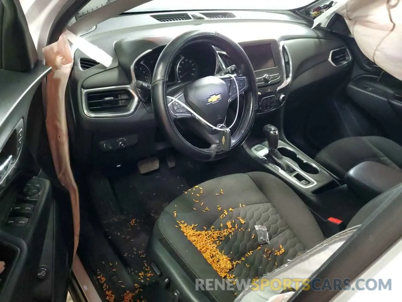 8 Photograph of a damaged car 3GNAXUEV3KL170944 CHEVROLET EQUINOX 2019