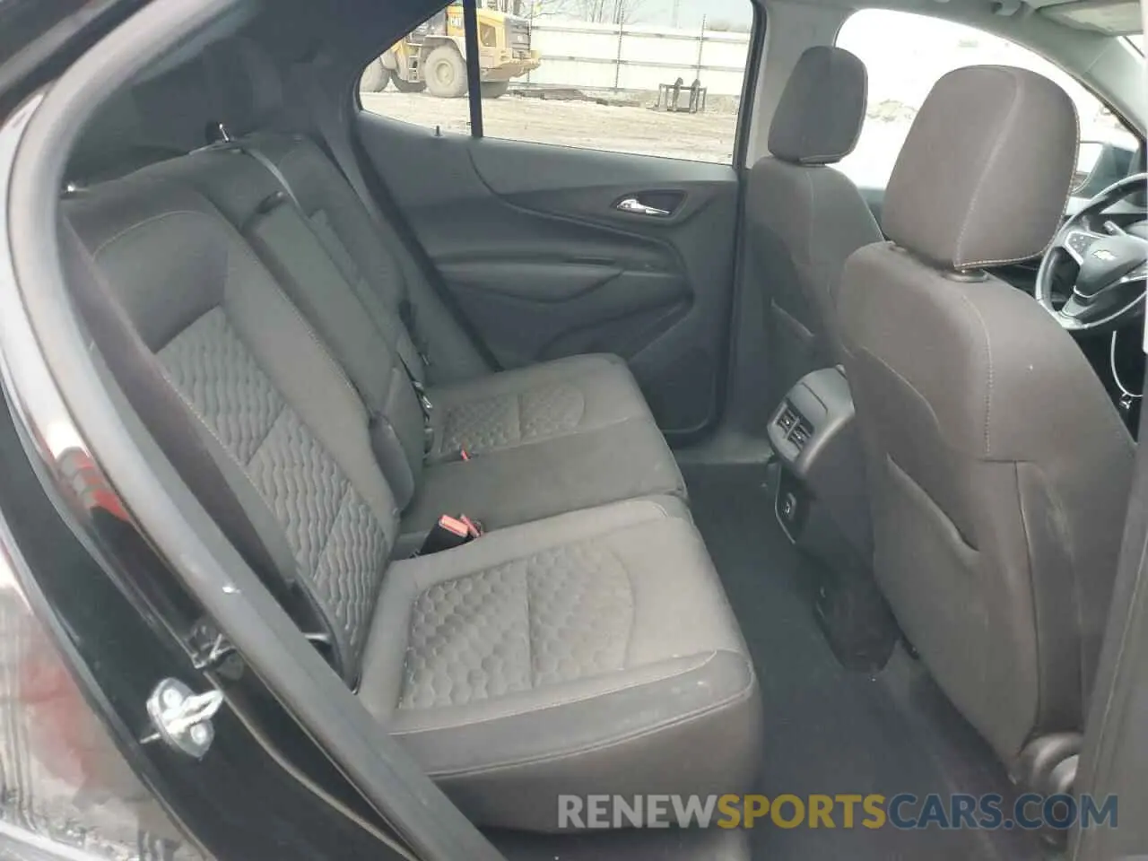 10 Photograph of a damaged car 3GNAXUEV4KL104418 CHEVROLET EQUINOX 2019