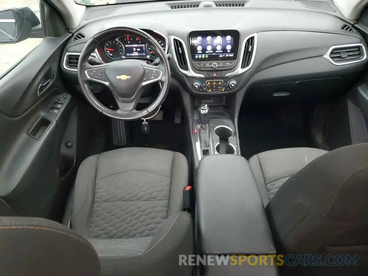 8 Photograph of a damaged car 3GNAXUEV4KL104418 CHEVROLET EQUINOX 2019