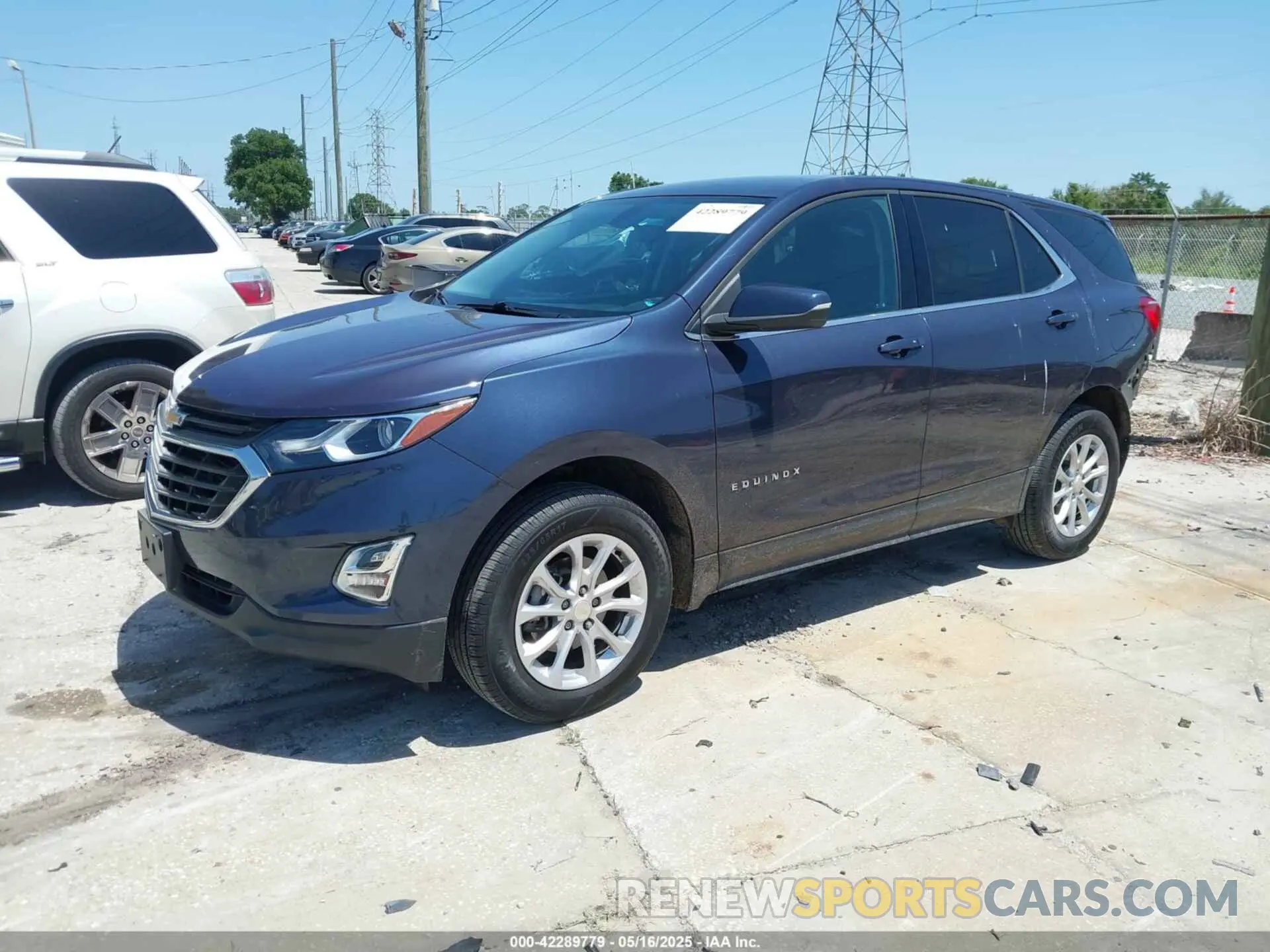 2 Photograph of a damaged car 3GNAXUEV4KL297914 CHEVROLET EQUINOX 2019
