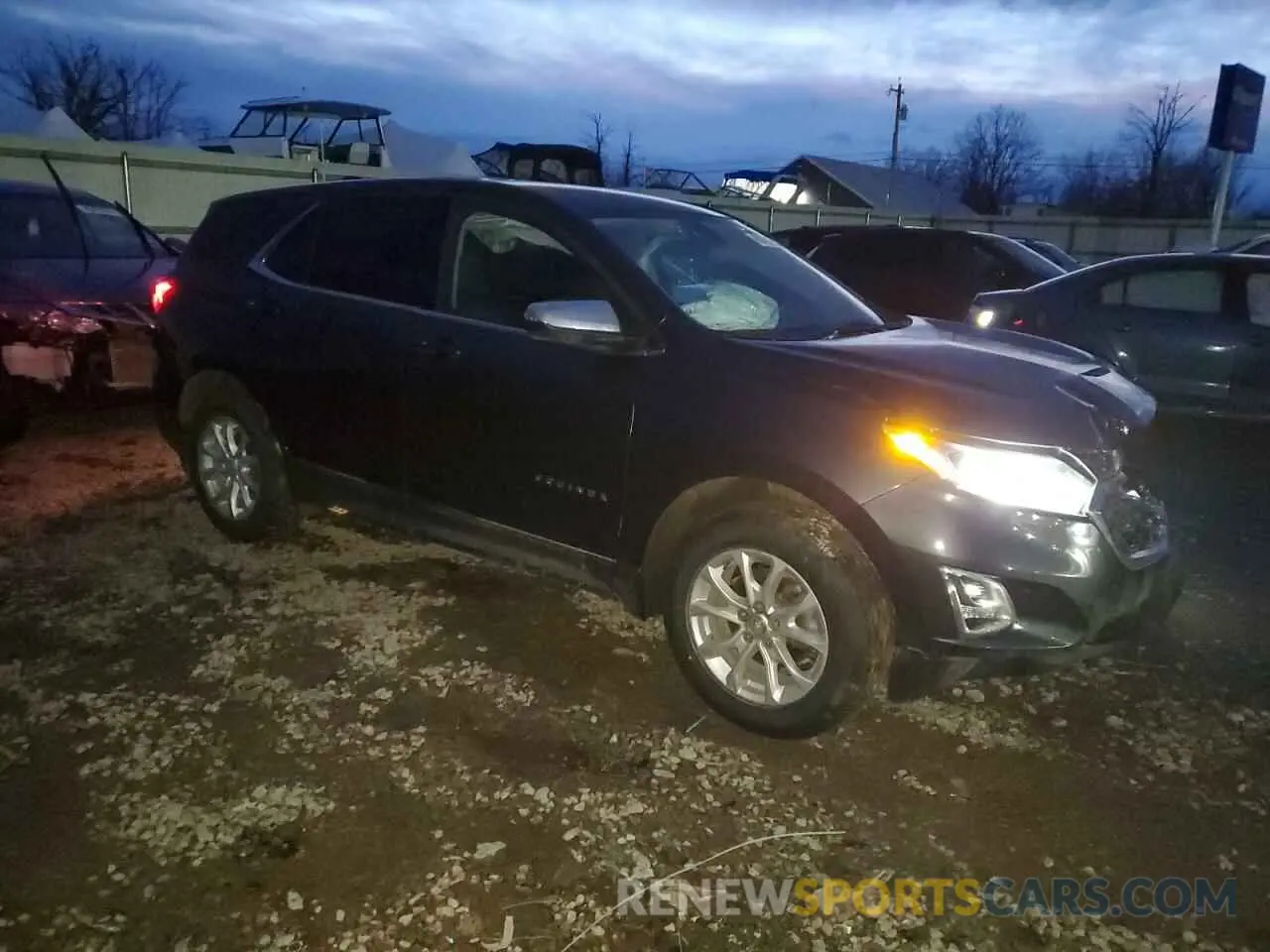 4 Photograph of a damaged car 3GNAXUEV4KS567648 CHEVROLET EQUINOX 2019
