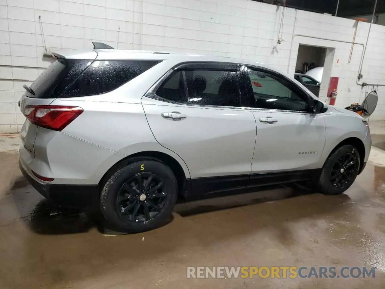 3 Photograph of a damaged car 3GNAXUEV5KL204964 CHEVROLET EQUINOX 2019