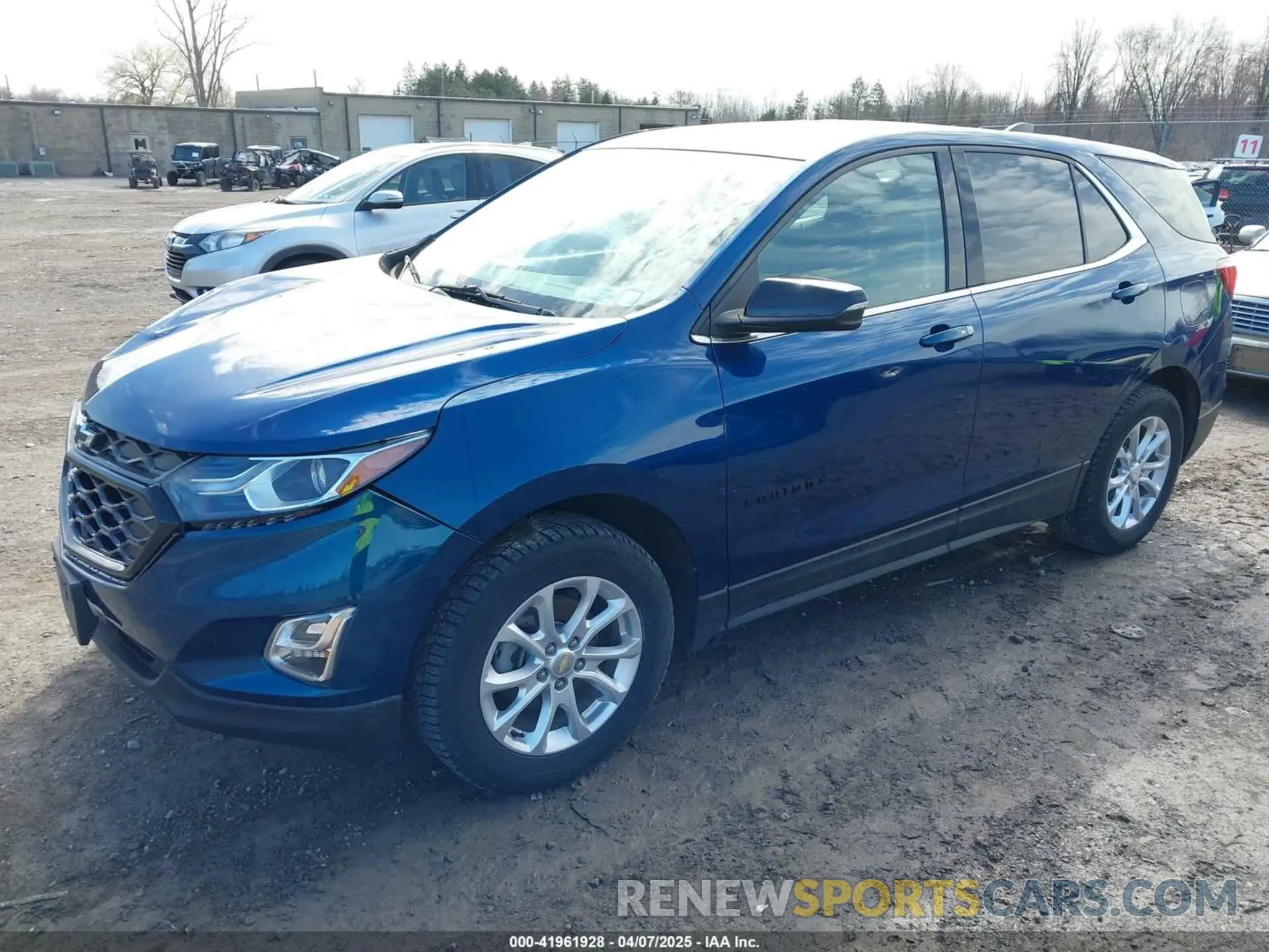 2 Фотография поврежденного автомобиля 3GNAXUEV5KL214037 CHEVROLET EQUINOX 2019