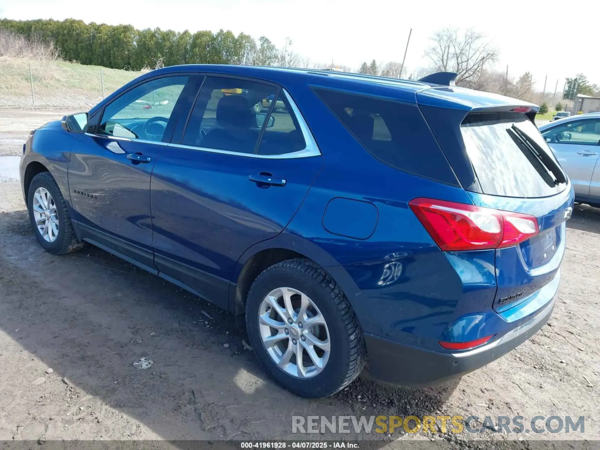 3 Фотография поврежденного автомобиля 3GNAXUEV5KL214037 CHEVROLET EQUINOX 2019
