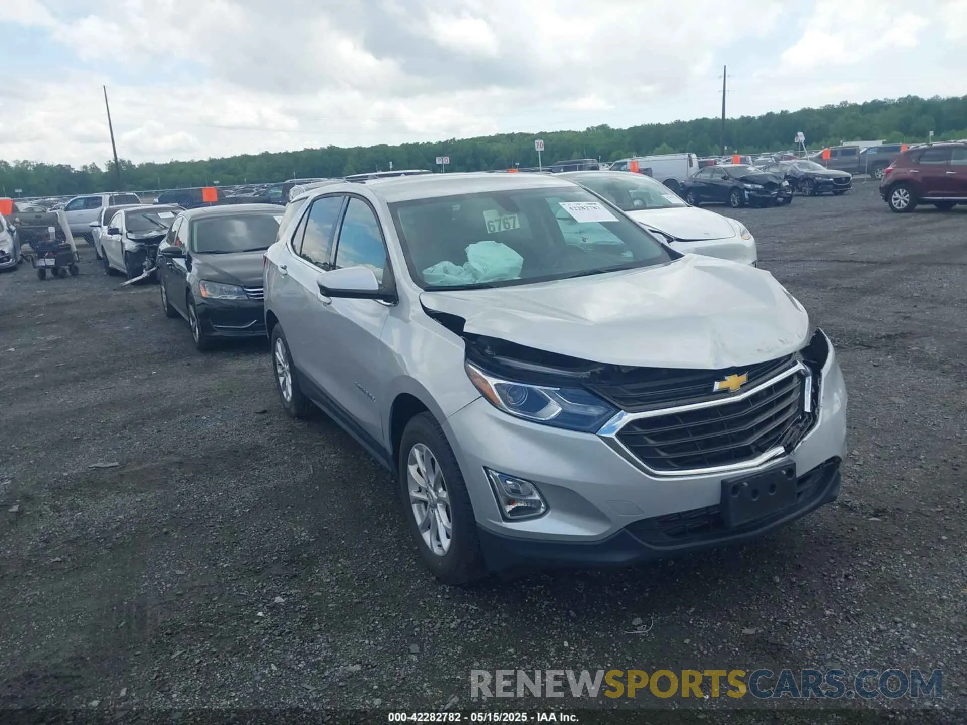 1 Photograph of a damaged car 3GNAXUEV6KL131023 CHEVROLET EQUINOX 2019