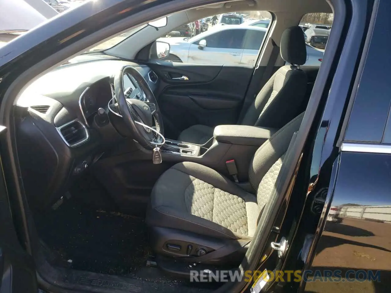 7 Фотография поврежденного автомобиля 3GNAXUEV6KL339676 CHEVROLET EQUINOX 2019