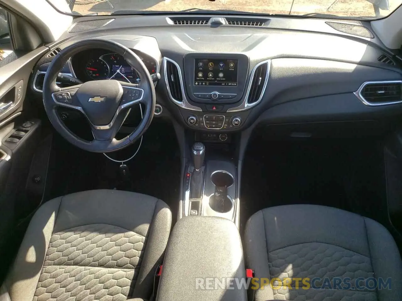 8 Фотография поврежденного автомобиля 3GNAXUEV6KL339676 CHEVROLET EQUINOX 2019