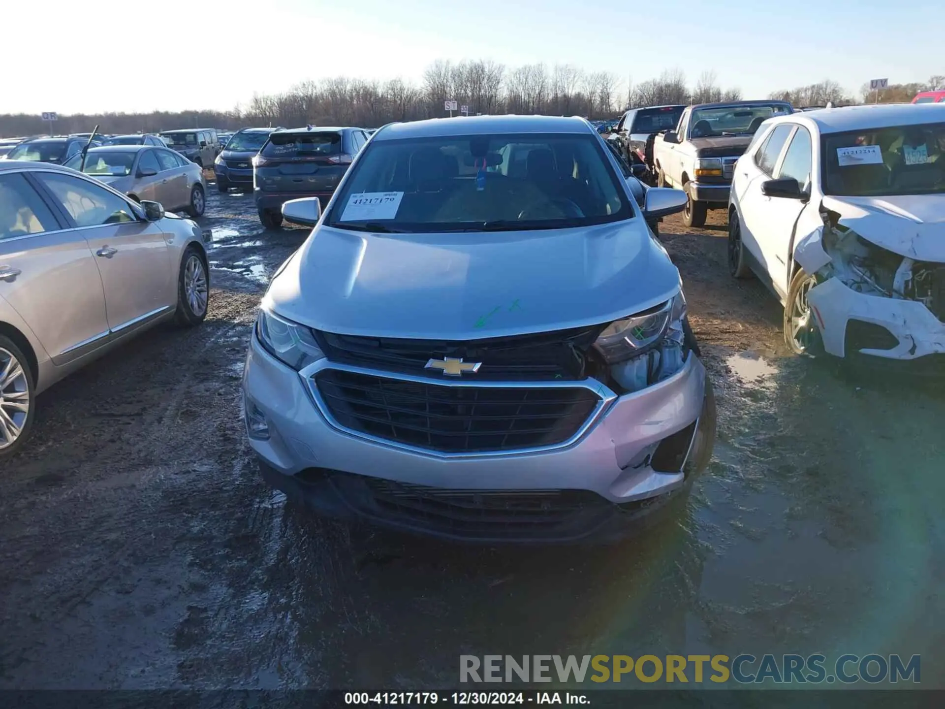 12 Photograph of a damaged car 3GNAXUEV6KS543058 CHEVROLET EQUINOX 2019