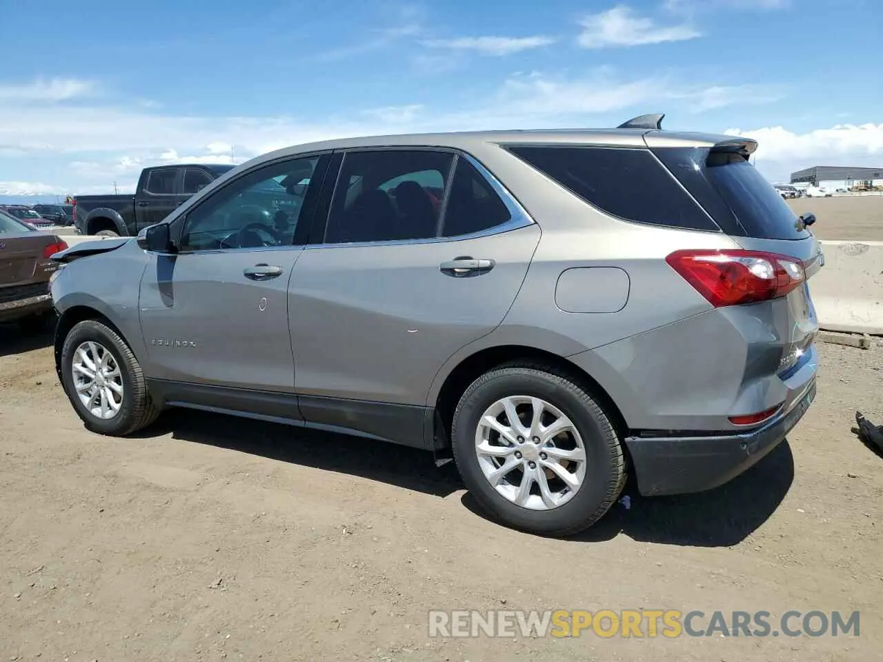 2 Photograph of a damaged car 3GNAXUEV6KS570079 CHEVROLET EQUINOX 2019