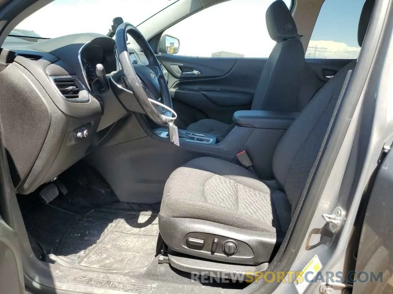 7 Photograph of a damaged car 3GNAXUEV6KS570079 CHEVROLET EQUINOX 2019
