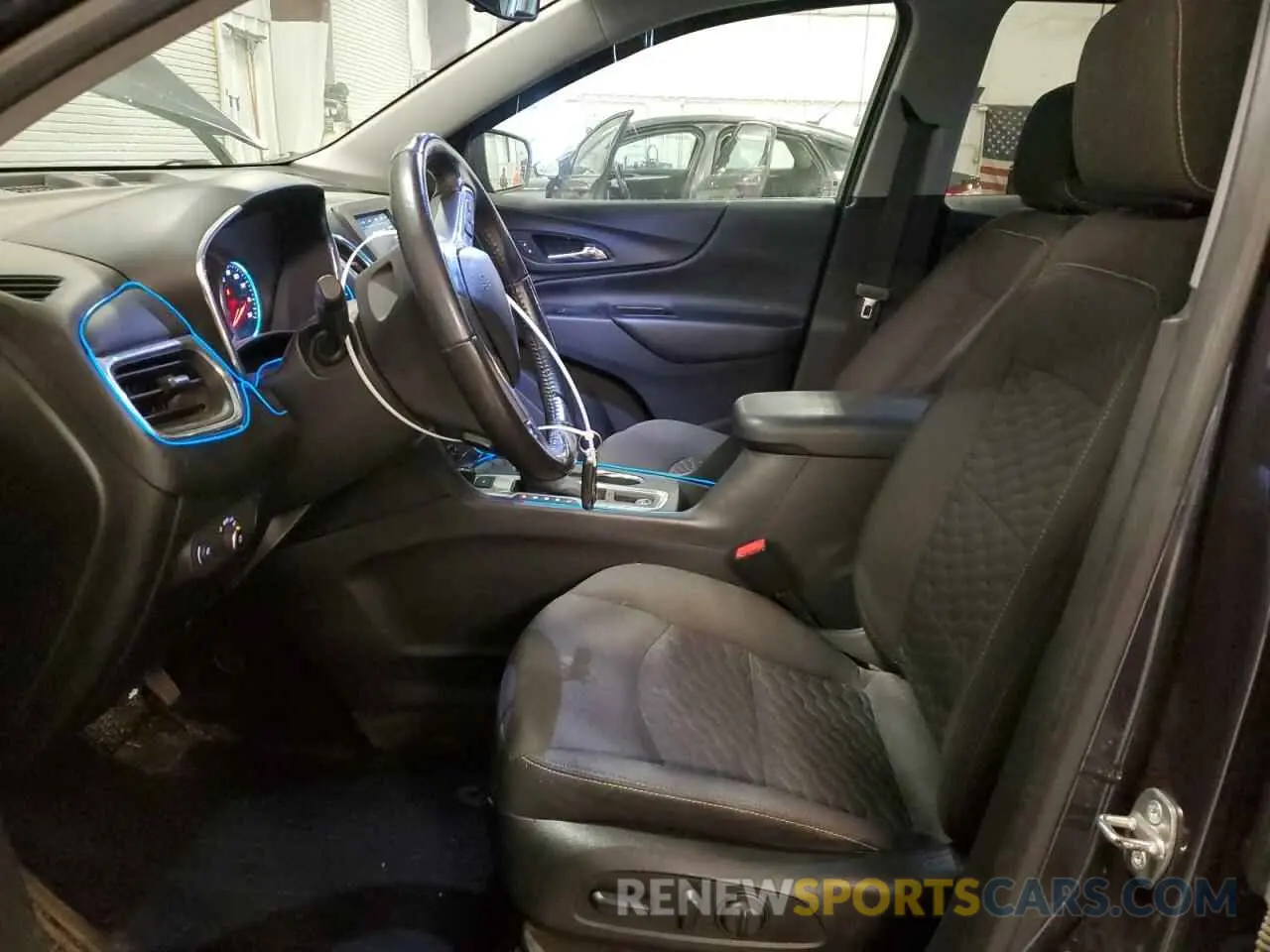 7 Photograph of a damaged car 3GNAXUEV7KL245614 CHEVROLET EQUINOX 2019