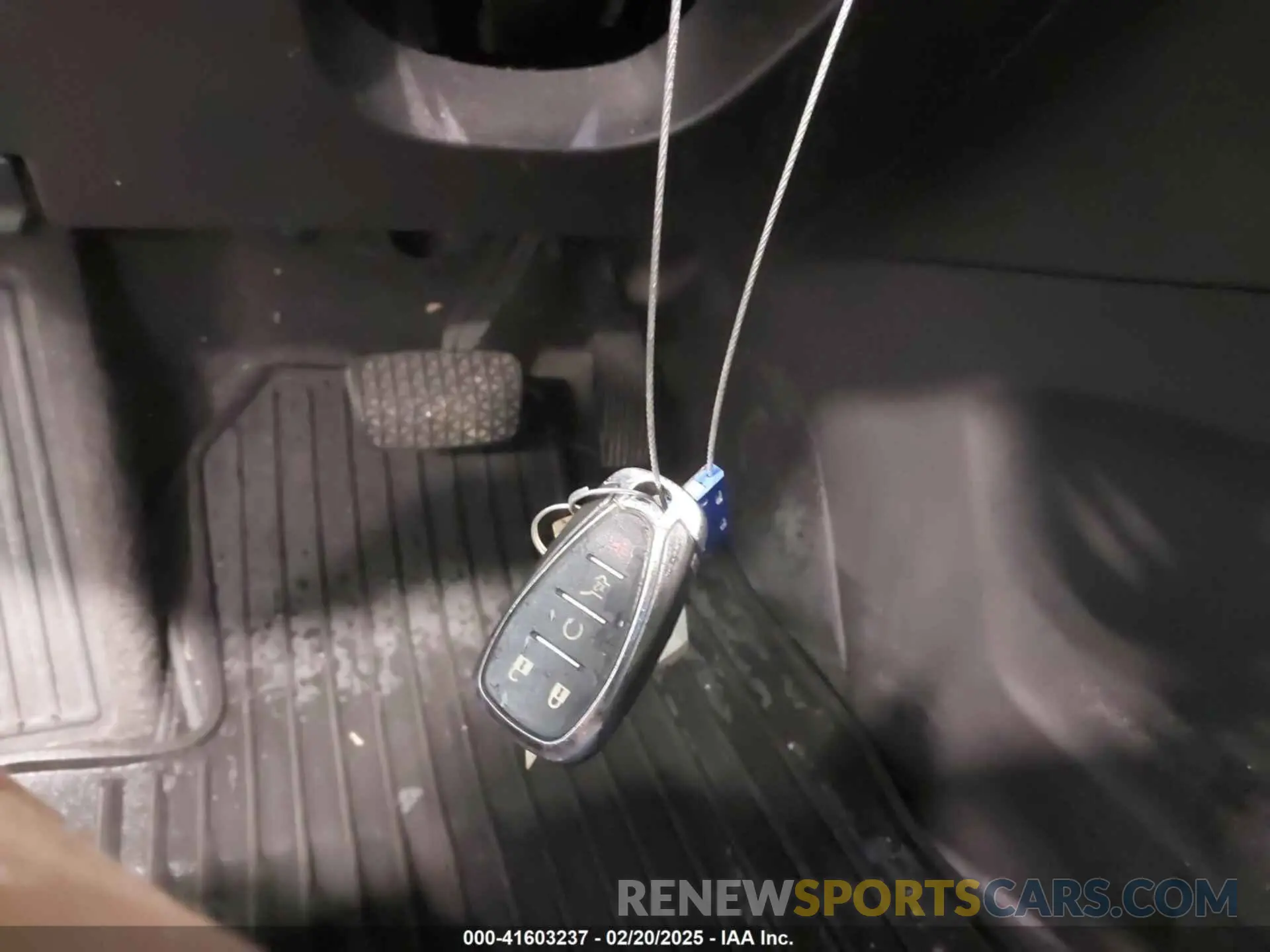 11 Photograph of a damaged car 3GNAXUEV7KS542789 CHEVROLET EQUINOX 2019