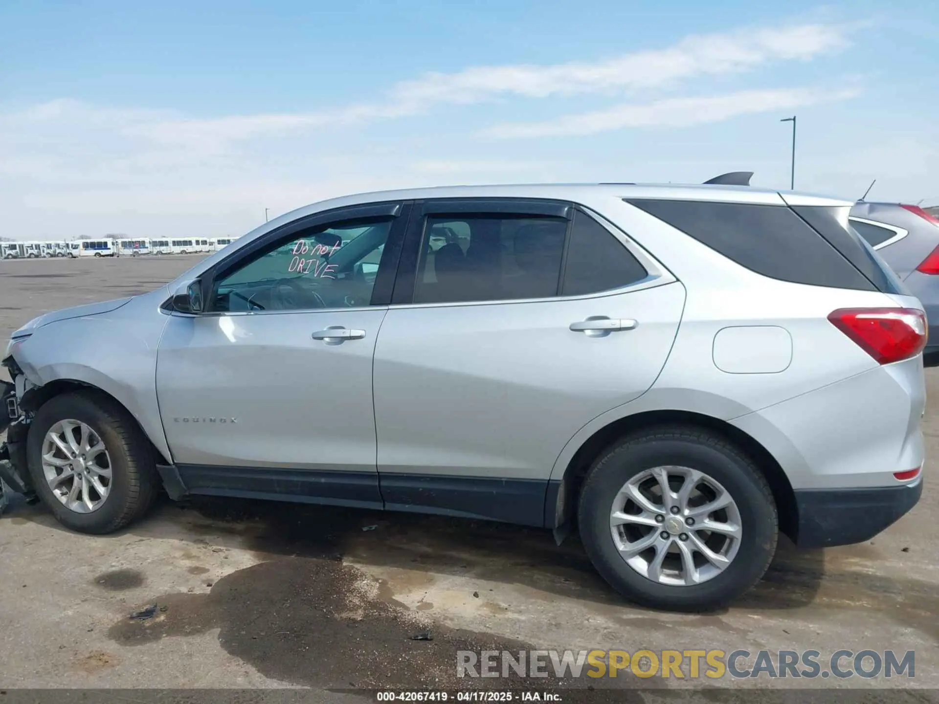 14 Photograph of a damaged car 3GNAXUEV7KS655111 CHEVROLET EQUINOX 2019