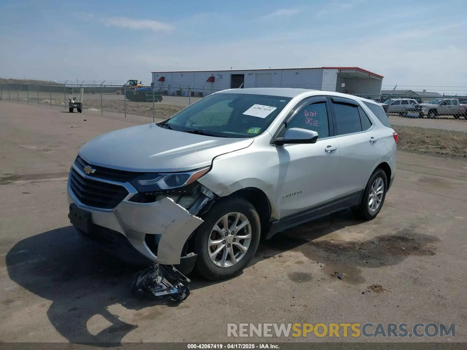 2 Photograph of a damaged car 3GNAXUEV7KS655111 CHEVROLET EQUINOX 2019