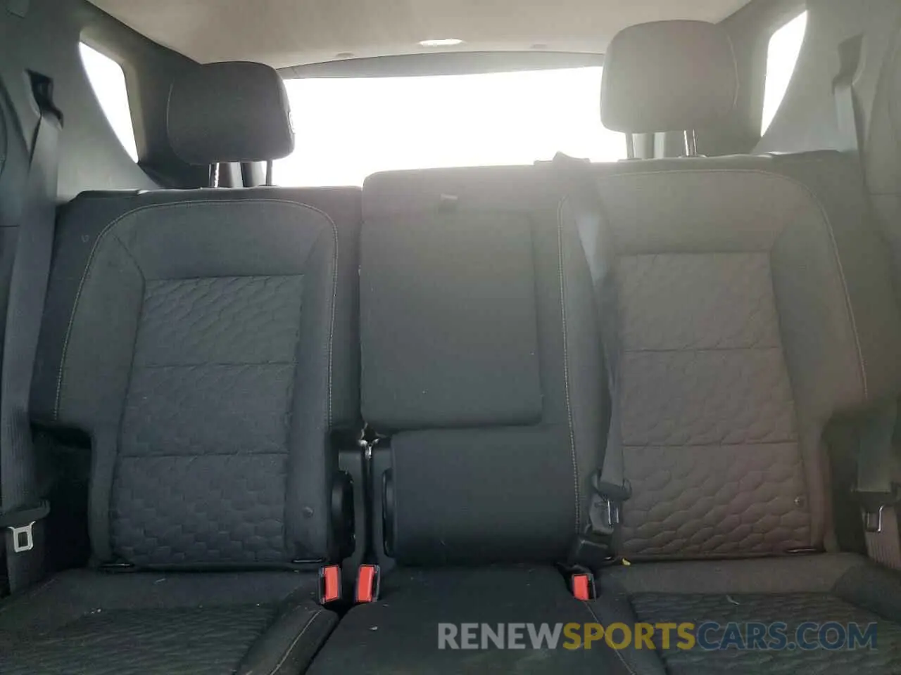 10 Фотография поврежденного автомобиля 3GNAXUEV7KS660101 CHEVROLET EQUINOX 2019