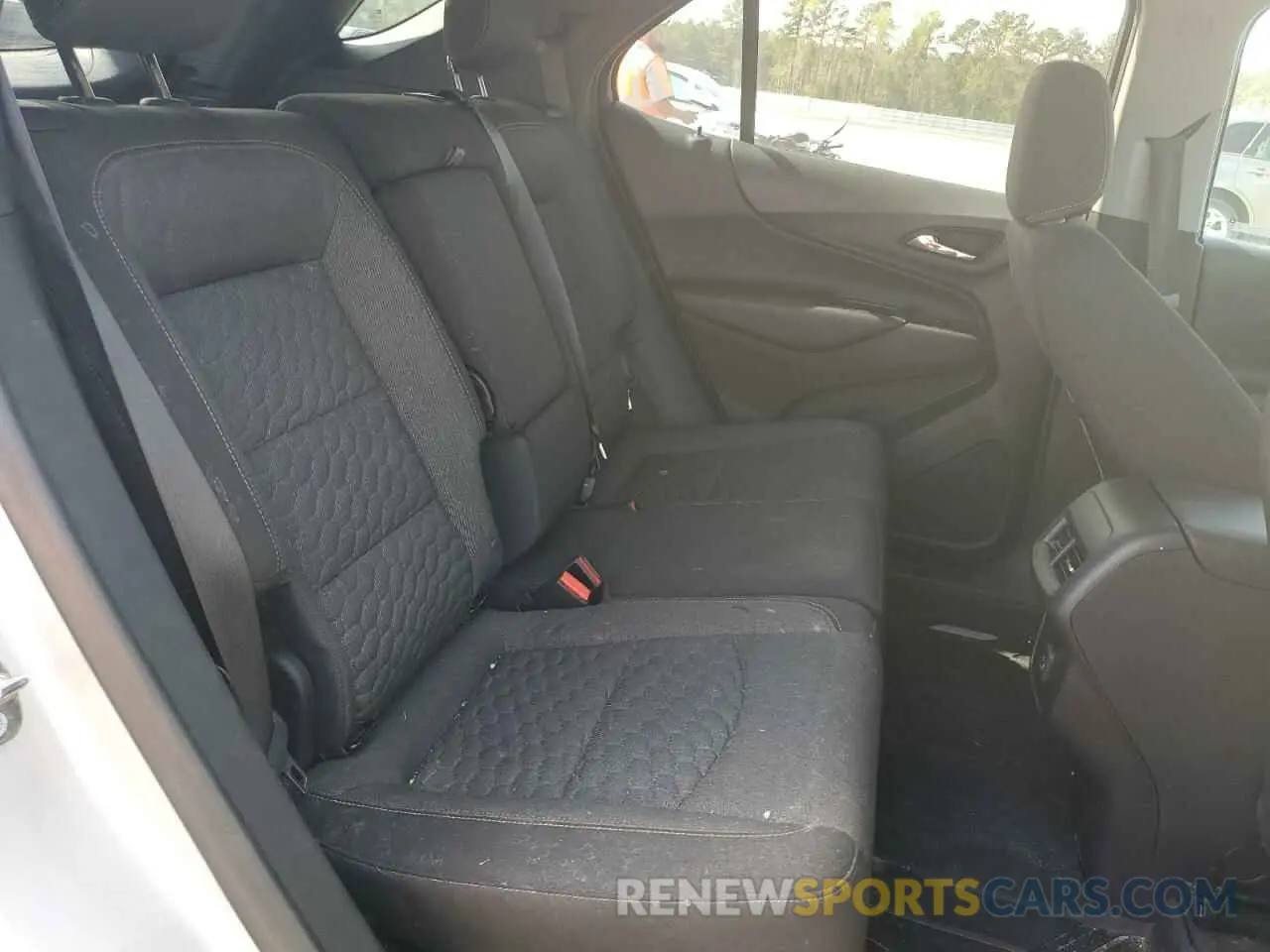 11 Фотография поврежденного автомобиля 3GNAXUEV7KS660101 CHEVROLET EQUINOX 2019