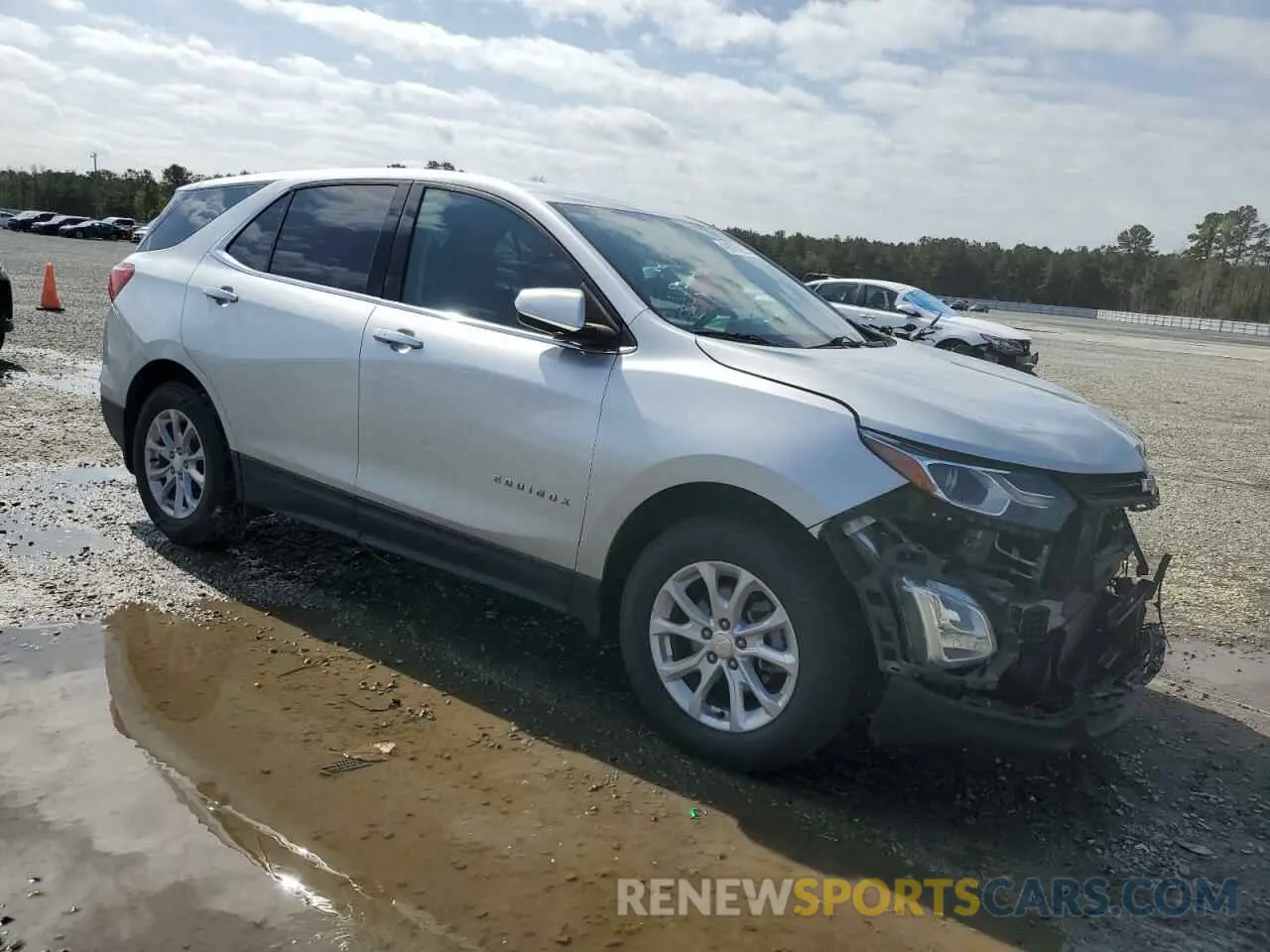 4 Фотография поврежденного автомобиля 3GNAXUEV7KS660101 CHEVROLET EQUINOX 2019