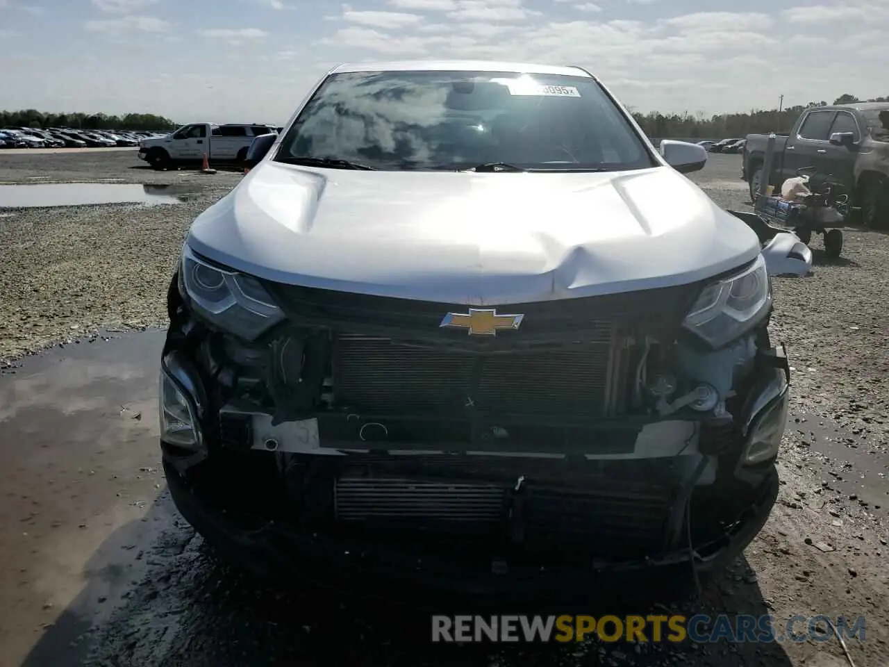 5 Фотография поврежденного автомобиля 3GNAXUEV7KS660101 CHEVROLET EQUINOX 2019